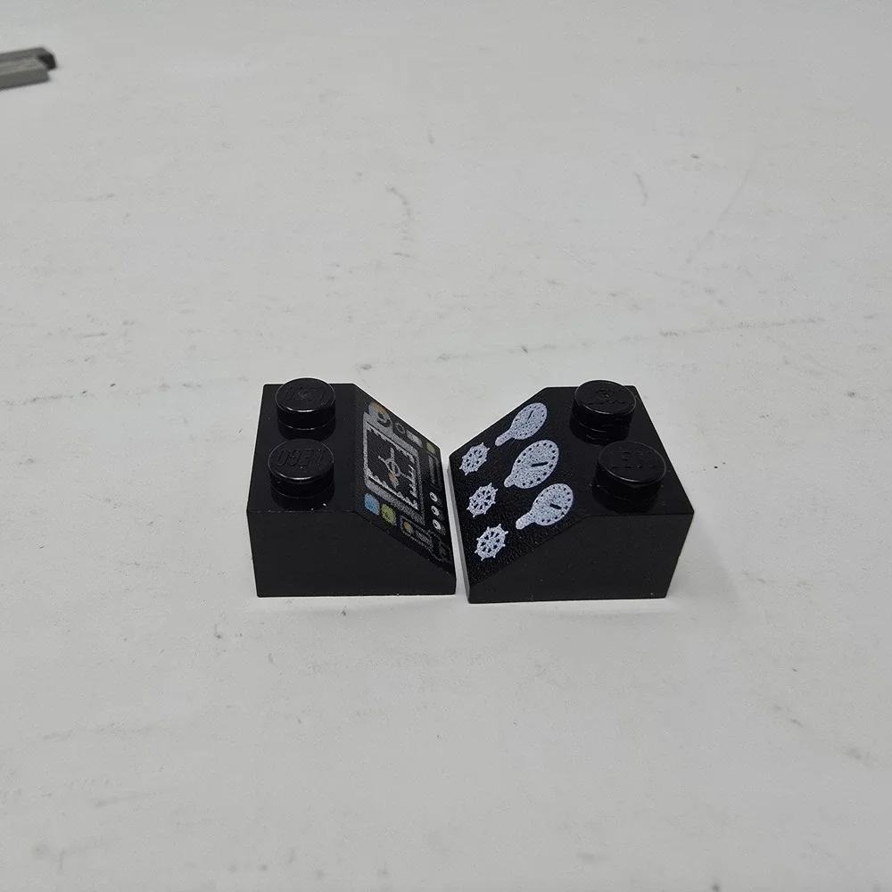 Lego Black Lot Of 2x2 Sloped‎ Control Panel Gauges Plane Train